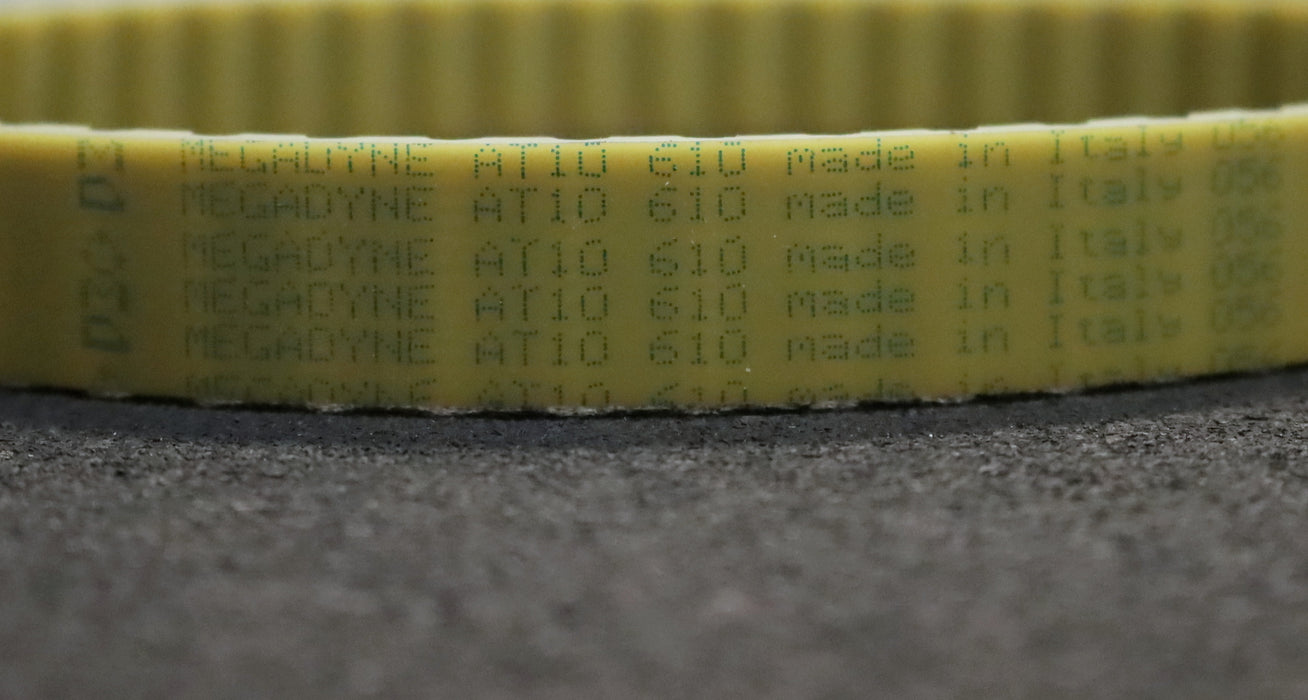 Bild des Artikels MEGADYNE-Zahnriemen-Timing-belt-AT10-Breite-20mm-Länge-610mm-unbenutzt
