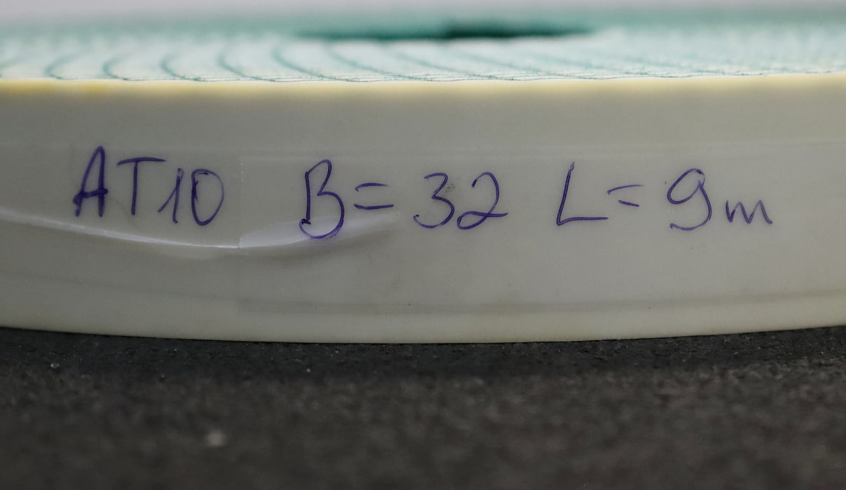 Bild des Artikels Zahnriemen-Timing-belt-AT10-offen-PAZ-Breite-32mm-Länge-9m-unbenutzt