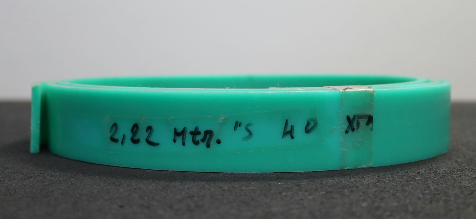 Bild des Artikels 2,22m-x-Bandmaterial-PE1000-Länge-2,22m-Breite-40mm-Stärke-5mm-unbenutzt