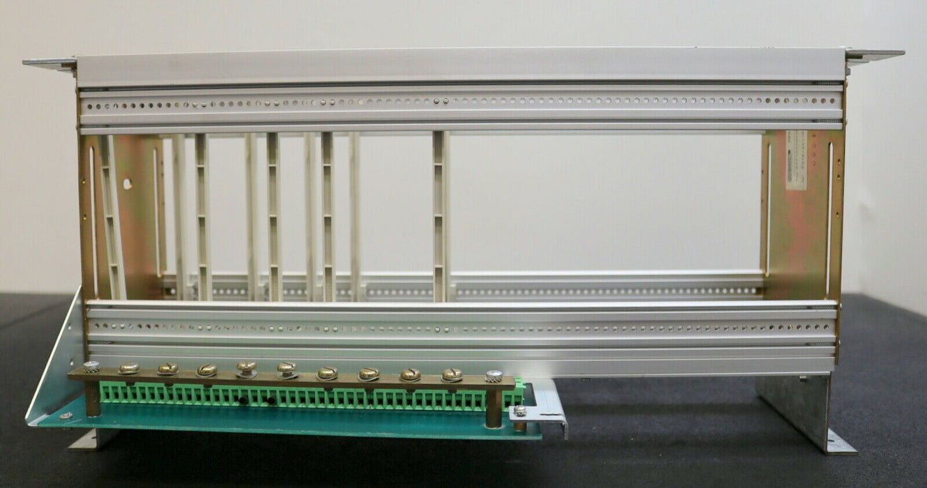 BARMAG BELTRO-DRIVE EYV133-0-302 Rack mit ED150C ohne Einschubplatinen gebraucht