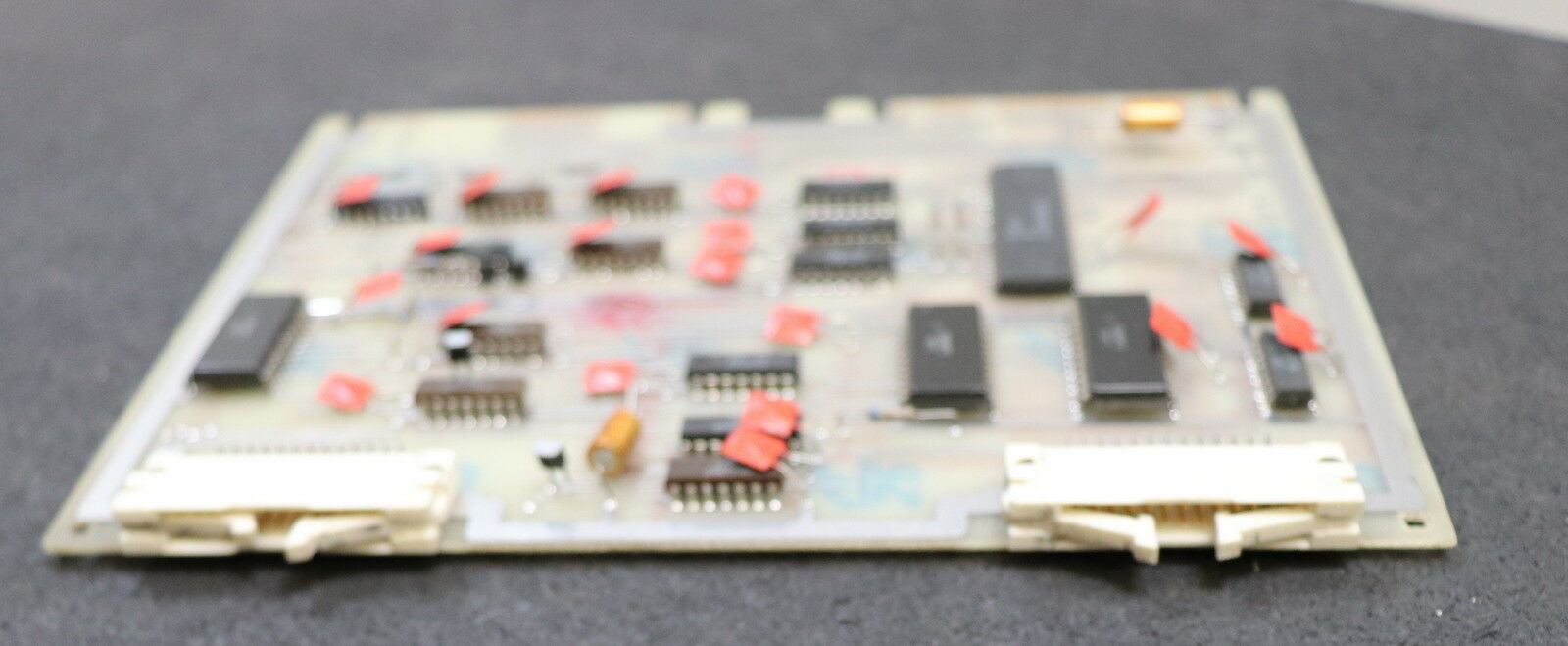 VEB NUMERIK Board 413783-4 NKM 4654-8 B a Platine 54962 Bestückung gemäß Bild