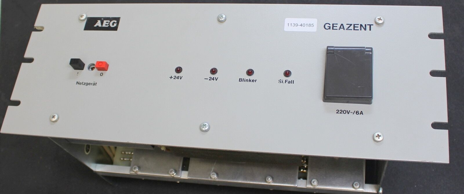 AEG GEAZENT Netzgerät SVE22 / 2441-1 - 3x380V – 50Hz – Ua +27V=12/7A Nr. 12189