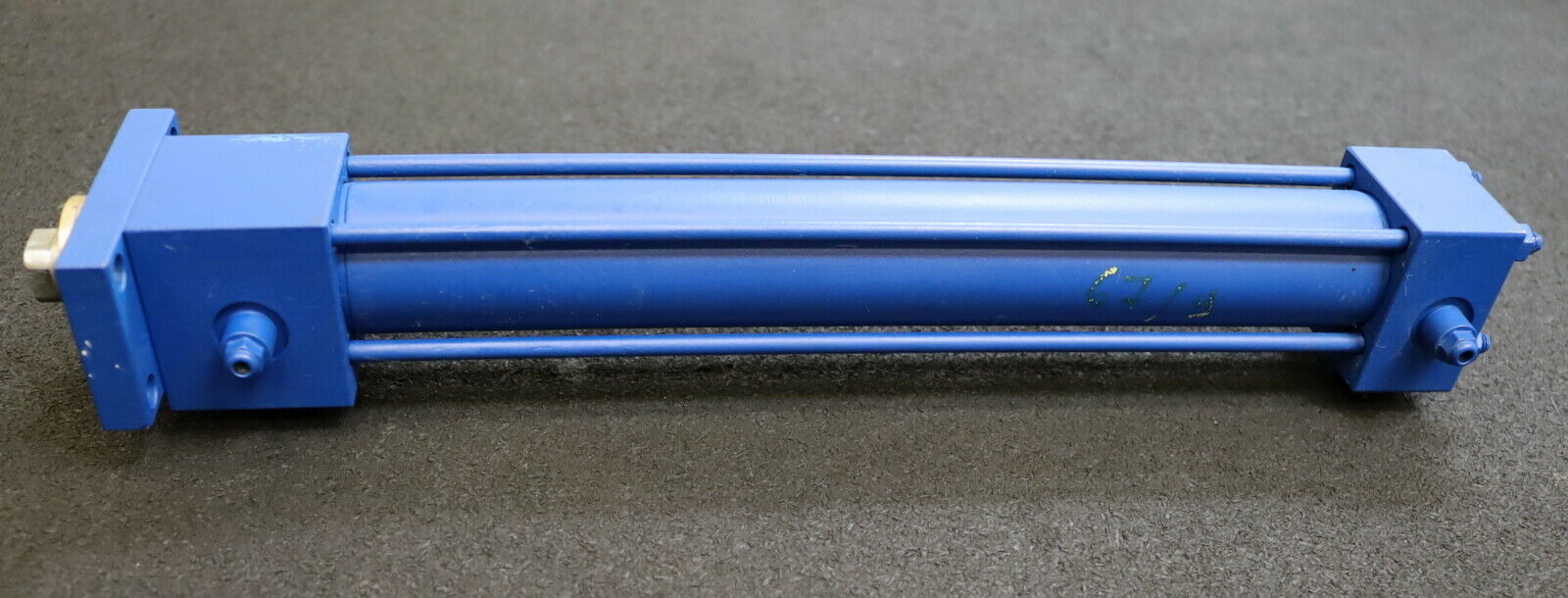 REXROTH Differentialzylinder hydraulic cylindre R901207881 CD 70C 25/16 200Z11