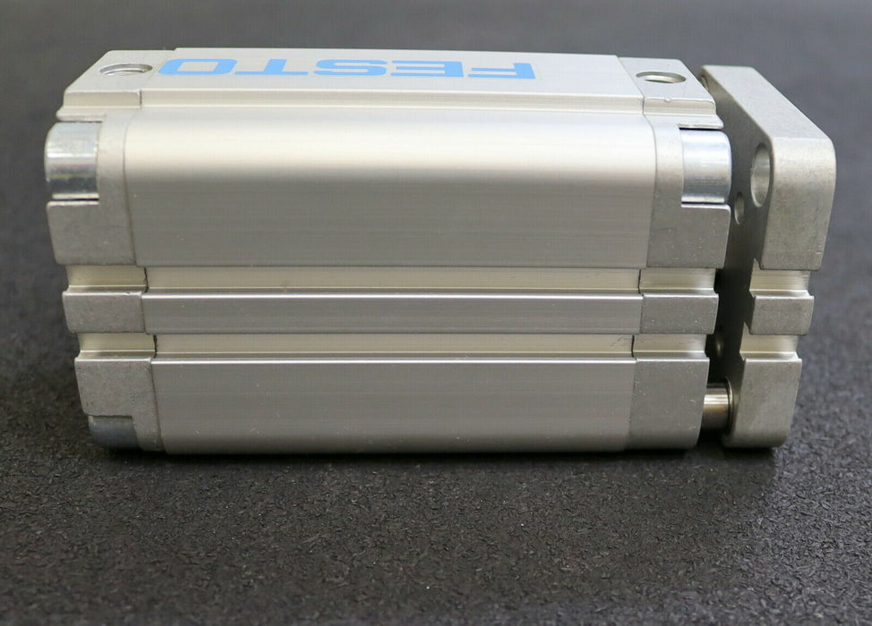 FESTO Kompaktzylinder ADVUL-50-75-P-A Mat.Nr. 156206 pmax. 10bar Kolben-Ø 50mm