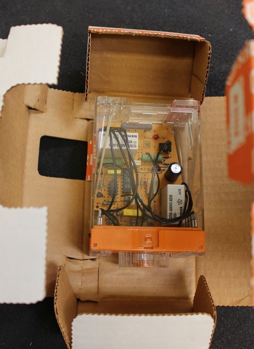 SCHLEICHER Elektronisches Wischrelais SSY 42-S Nr. 13303434 - 220V- t=0,5-10s