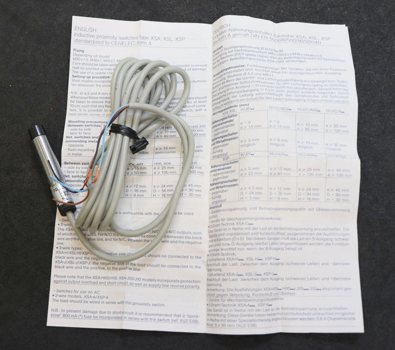 TELEMECANIQUE Induktiver Näherungsschalter XSA-H04713 Artikelnr. 34319 Ø12mm