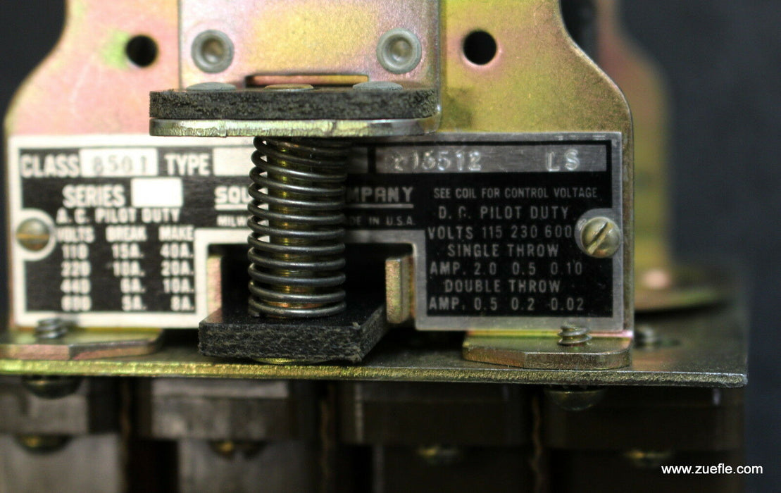 SQUARE COMPANY A.C. pilot duty / D.C. pilot duty Type P04 S3 215512 LS class8501