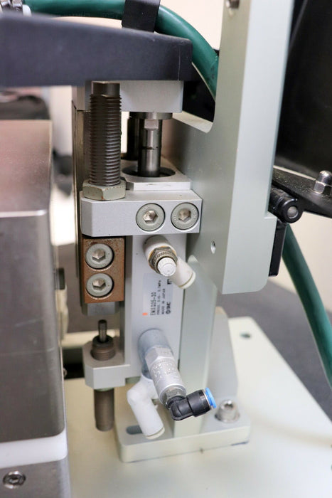 SKYTRON Messvorrichtung für die Schichtwiderstandsmessung von Wafern + Zubehör