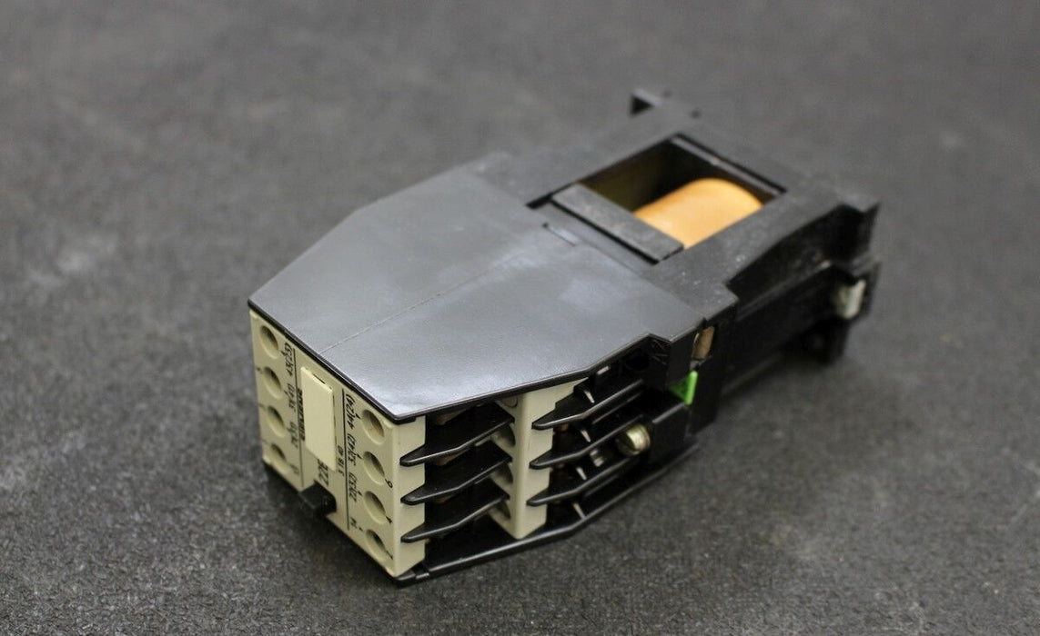 SIEMENS Wechselstrom-Schütz 3TB4017-0BD4 - 42VDC - 4KW