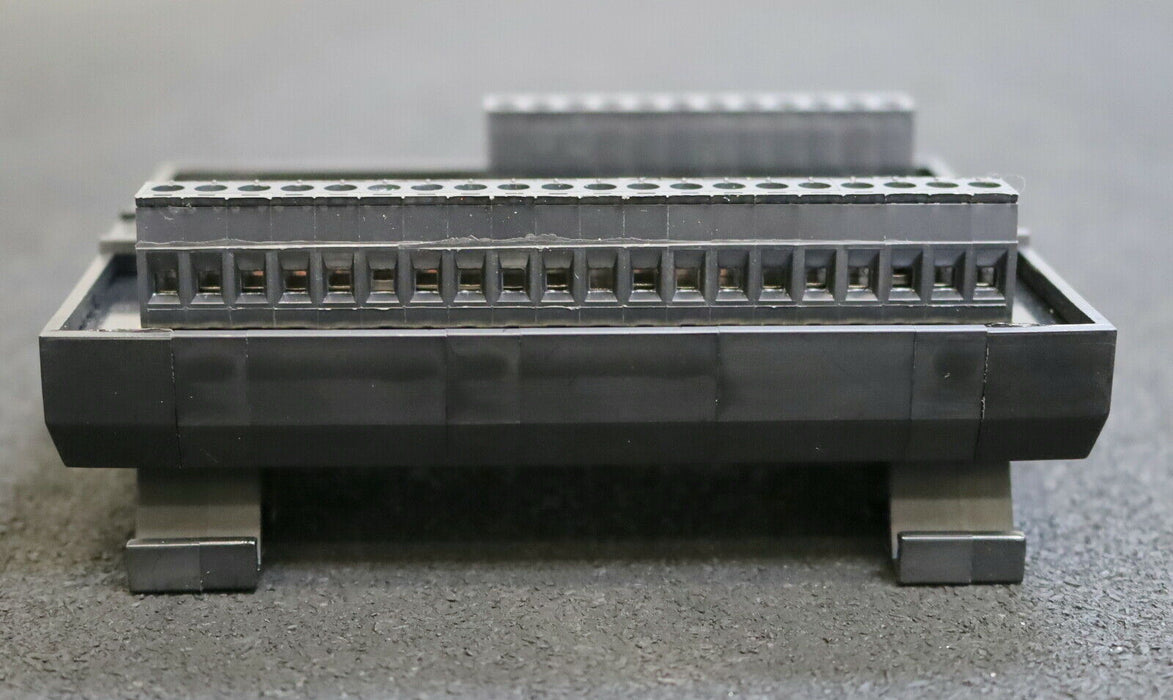 COGNEX Vision Sensor Checker CKR-10BOX-101 P/N 800-5888-2R A mit Anleitung