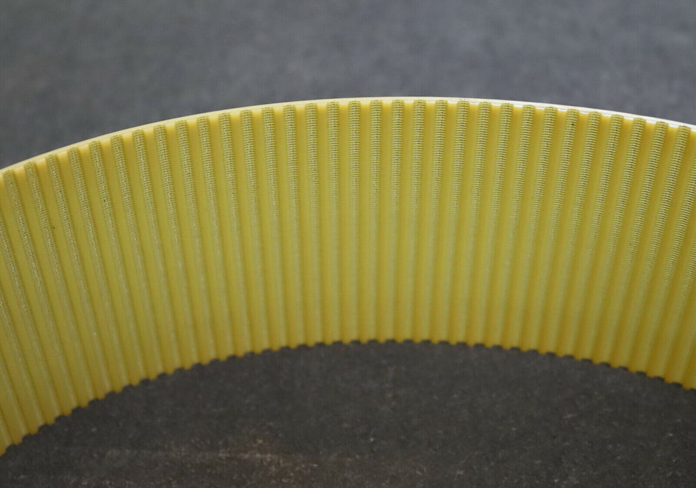 MEGADYNE Zahnriemen Timing belt T 5 650 Länge 650mm Breite 83mm unbenutzt