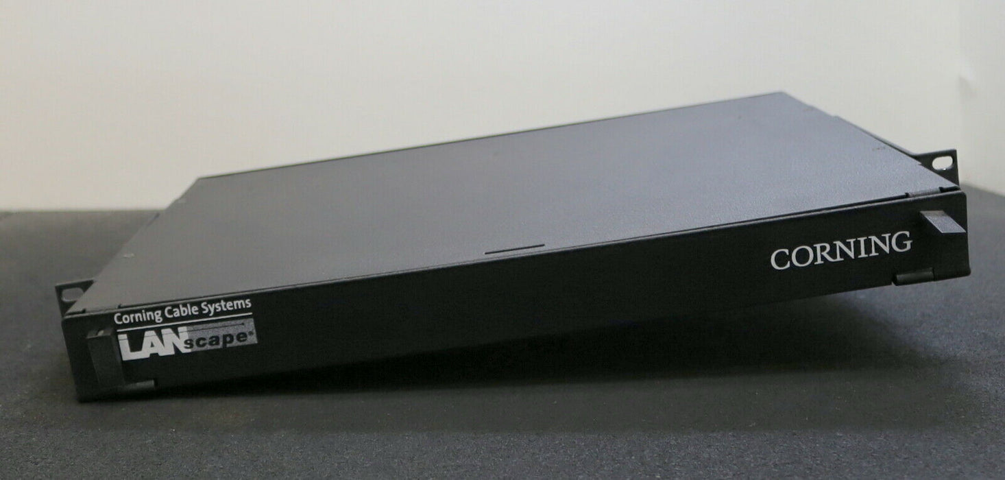 CORNING Connector Housing CCH-01U 1U CLOSET CONN F/2 Panels Gehäuse 43x31cm used