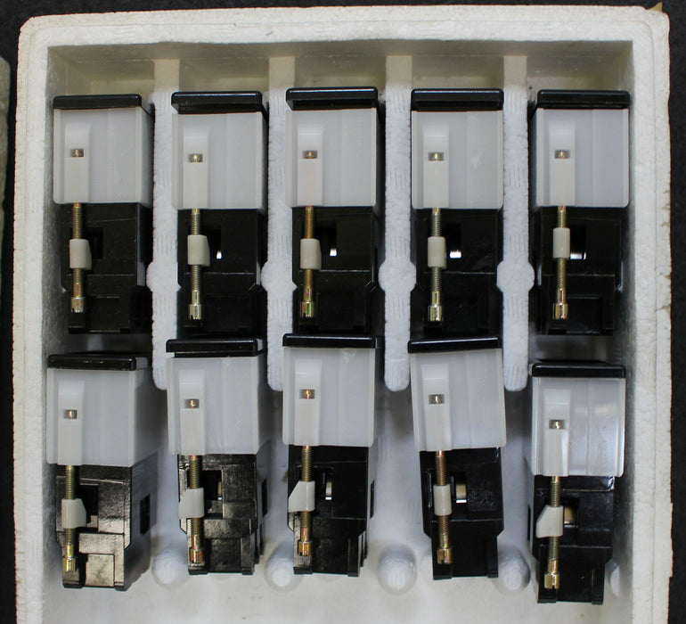 EAO 10 Lampenhalter - Lamp Holder 02-061-001 mit Blenden 5x "Ein" + 5x "Aus"