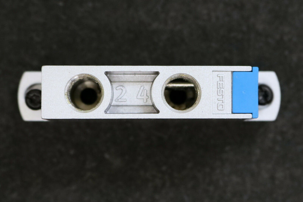 FESTO Drosselrückschlagventil One-way flow control valve CPV14-BS-2XGRAZ-1/8