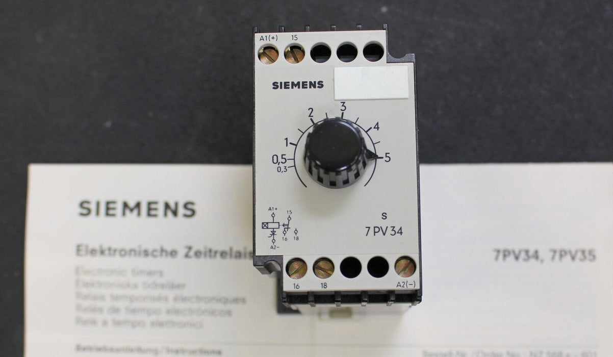 SIEMENS Elektronisches Zeitrelais 7 PV 3430-1GA 220V 50/60Hz t=0/0,3-5s