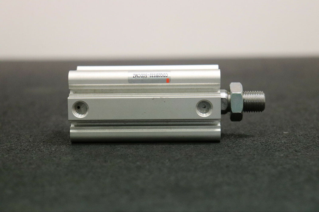 SMC Pneumatikzylinder CDQ2BS32-50DCMZ Hub 50mm Kolbendurchmesser 32mm