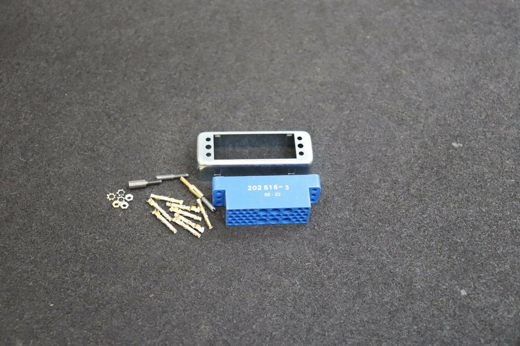 AMP NIM Buchsenleiste AMP 202579-5 M Series mit allen Pins