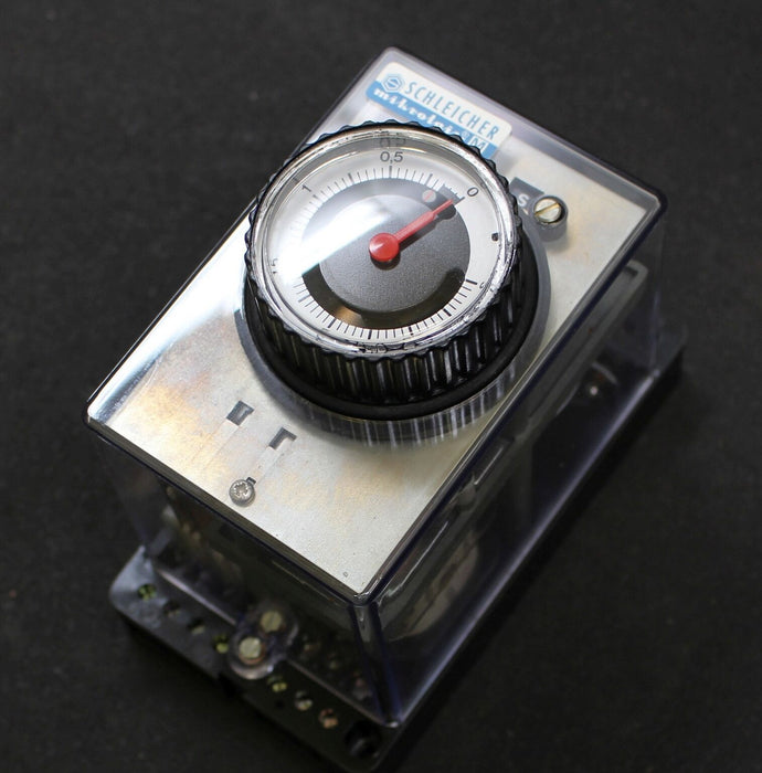 SCHLEICHER Präzisions-Zeitrelais MZ 63 T GZ8 220V/24V 50Hz t= 0,15s-30h 500W