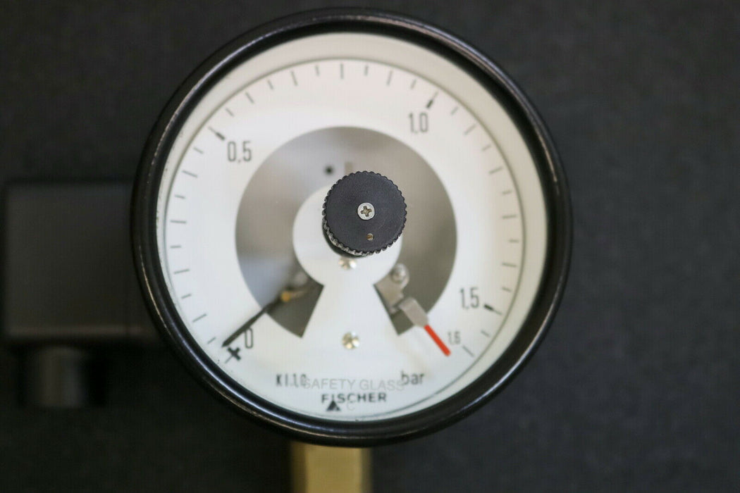 FISCHER Rohrfeder-Manometer MA1103D082000010 0-1,6bar Kl. 1,0 - KE20M100A3H2