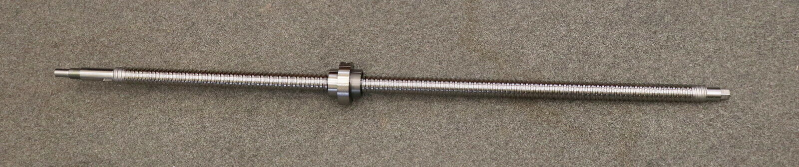 BOSCH REXROTH Kugelgewindetrieb Spindel + Mutter MNR: R151045680 40x10Rx6 BA