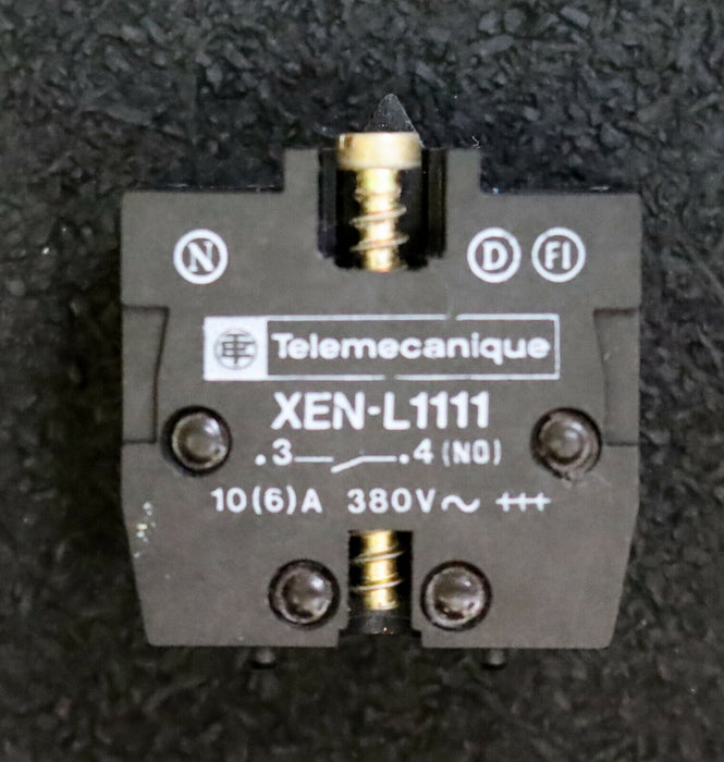 TELEMECANIQUE Kontaktblock XEN-L111 380VAC 10(6)A 3 NO 4 - unbenutzt