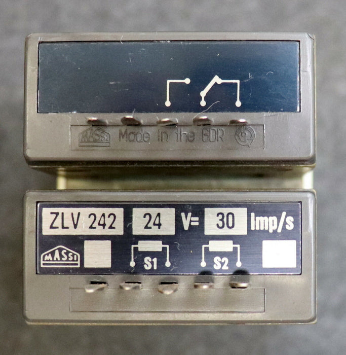 MASSI DDR Stundenzähler ZLV 242 24VDC 30 Imp/s gebraucht