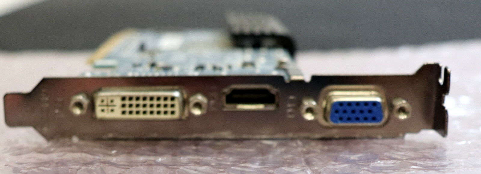 NANYA HDMI Graphikkarte HD5450 512M DDR3 PCI-E PN 299-BE164-00SA gebraucht