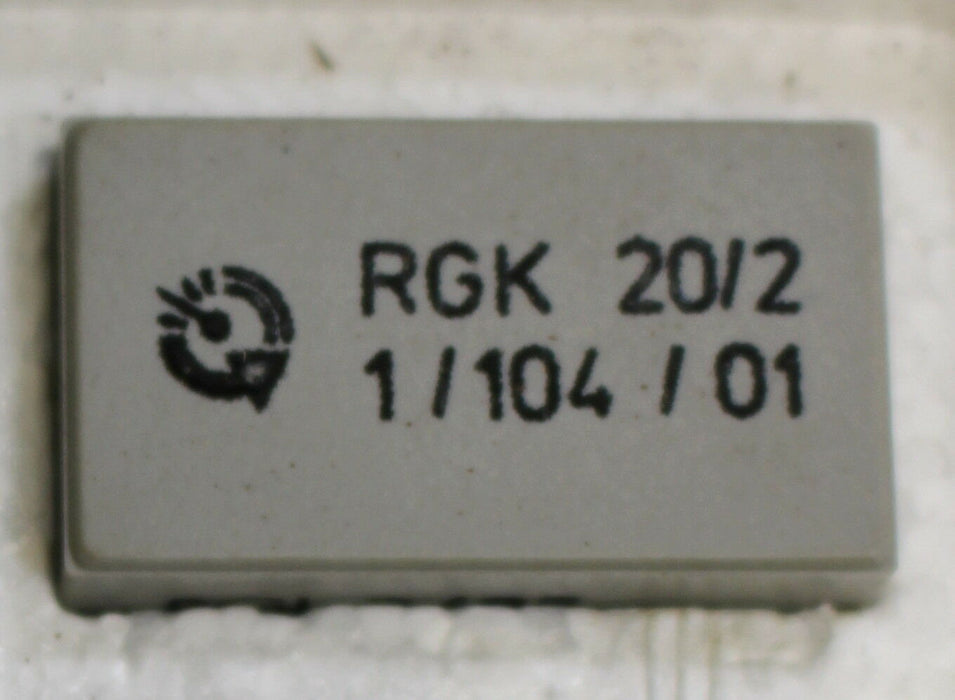 VEB GROSSBREITENBACH 8 Stück Reed-Relais RGK 20/2 1/104/01 Schutzgas-Relais