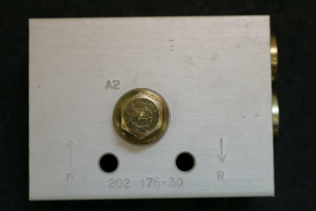 SKF Entlastungsventil 202175-30 Aluminium-Gehäuse - unbenutzt