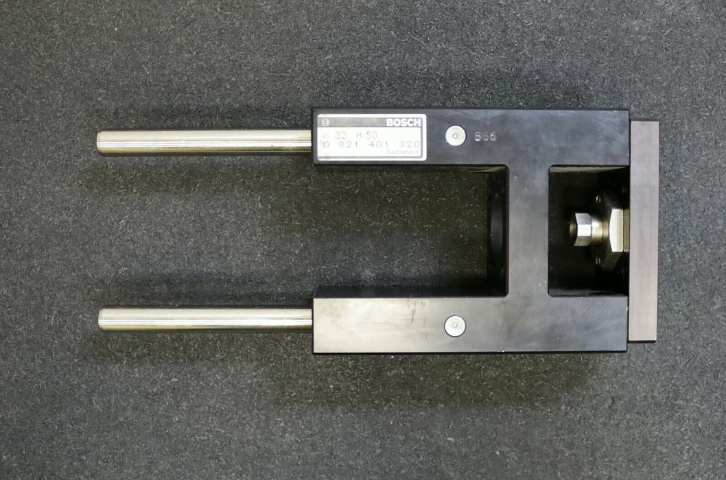 BOSCH Führungseinheit Guide unit 821401320 KolbenØ 32 Hub 50 gebraucht