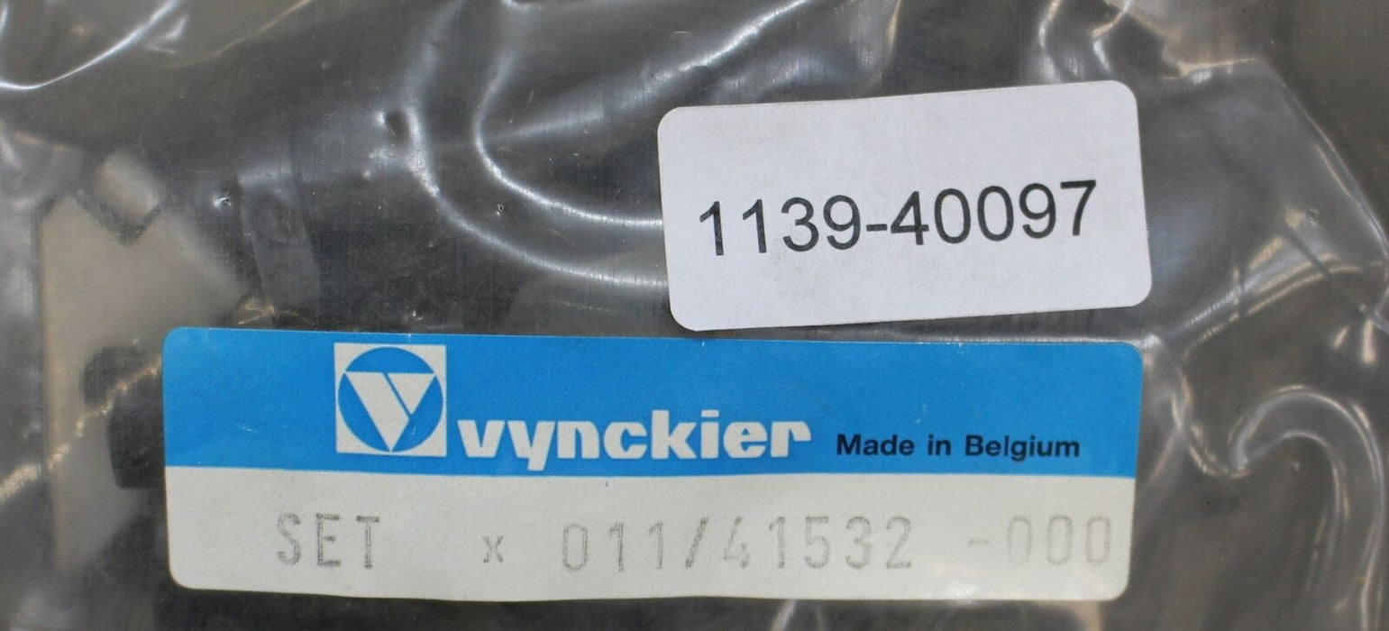 VYNCKIER - 1 Set - 011/41532-000