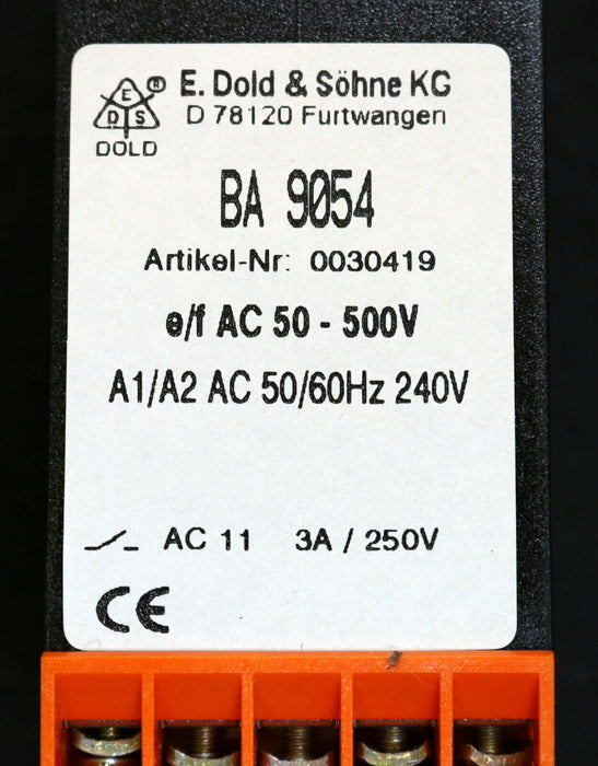 DOLD Spannungsrelais BA9054 240VAC 50-500VAC Nr. 0030419 mit Anleitung 50/60Hz