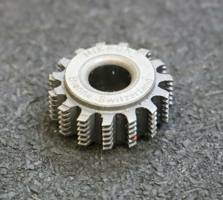 MIKRON Vollstahl-Wälzfräser No. 39075 m= 0,38 ho= 1,15 D18,08 Z45 - Ø24x10xØ8mm