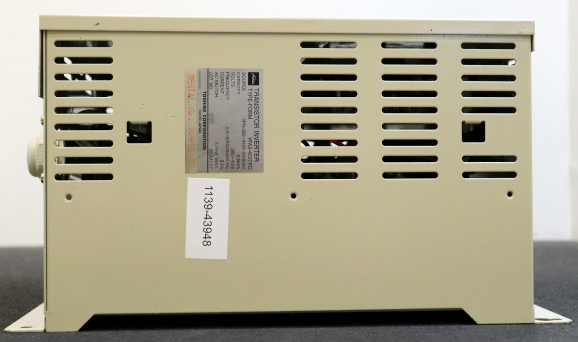 TOSHIBA Transistor Inverter 3,7kW AMKAVERT VF-A3-4040P 3PH-380~415V-50/60Hz 6,5k