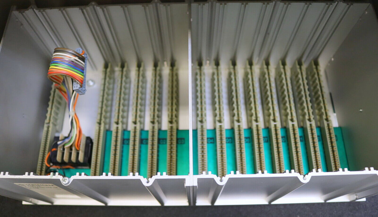 SCHLEICHER Promodul-K Einschub-Rack mit 12 Plätzen KSPS 12 SN: 24005285-578 106