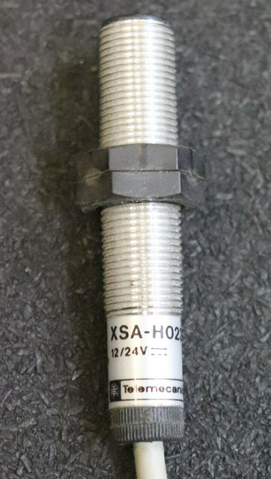 TELEMECANIQUE Induktiver Näherungsschalter XSA-H023112/24V 24VAC/DC Nr. 34290