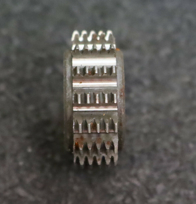 MIKRON Vollstahl-Wälzfräser No. 39475 m= 0,45 ho= 1,32 D9,95 Z20 - Ø24x10xØ8mm