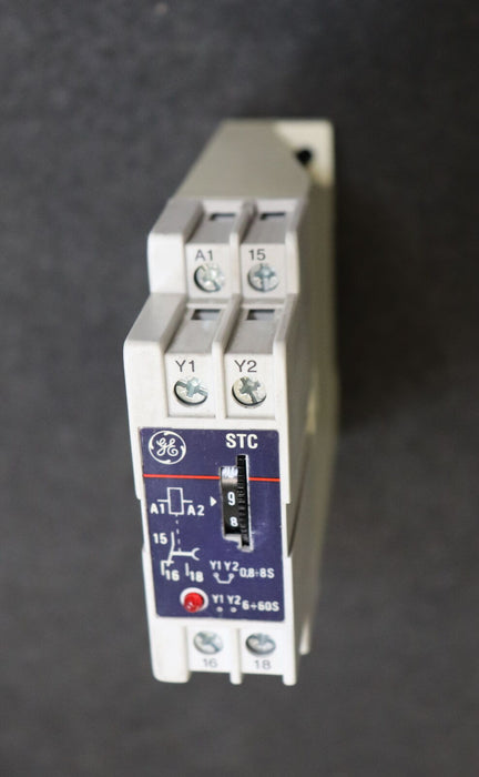 GENERAL ELECTRIC time relay STC t= 0,8-8sec t= 6-60sec Ui=380VAC Ith=6A