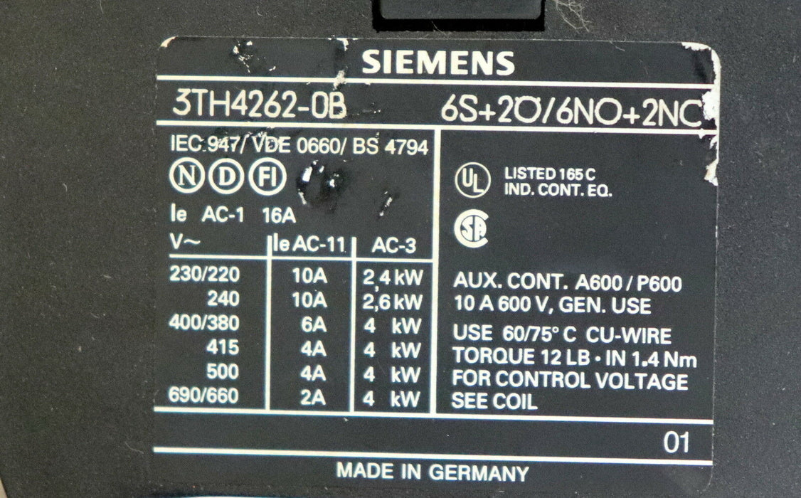 SIEMENS Leistungs-Schütz 3TH4262-0B Typ 44E Spulenspannung 24VDC 6S + 2Ö 6NO+2NC