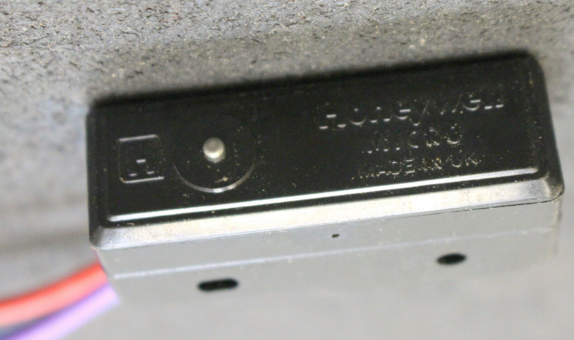HONEYWELL Mikroschalter micro switch BZ-R 8042 - 380V - 1 Stück