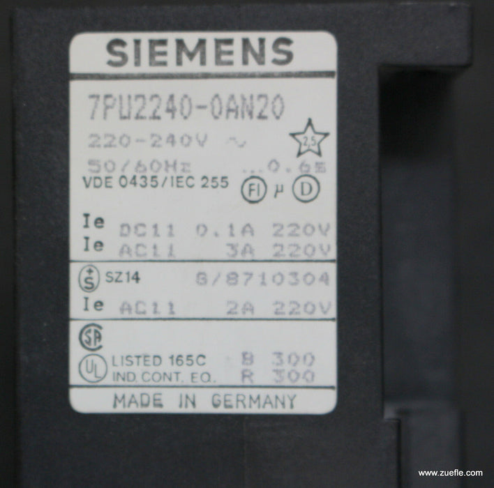 SIEMENS Zeitrelais 7PU2240-0AN20 220-240VAC 50/60Hz 0,06-0,6s 200VAC 3A