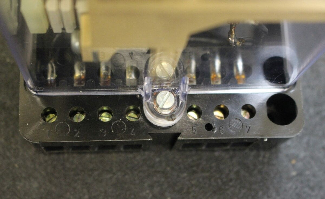 SCHLEICHER Zeitrelais MZA120 - 220VAC - Zeitbereich: 0,15-3min - 2 Wechsler