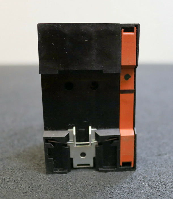 SIEMENS Motorschutzschalter 3VU1300-2MJ00 2,4-4A - gebraucht