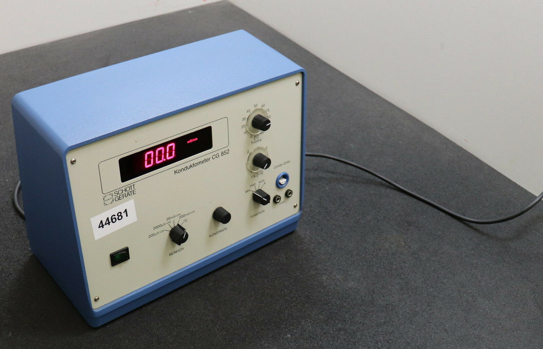 SCHOTT Konduktometer CG 852 Messbereich 200µS/cm bis 200mS/cm und °C