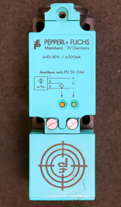 PEPPERL + FUCHS steckbarer Näherungsschalter NJ15+U1+E3 No. 01559S+08272S+15710S