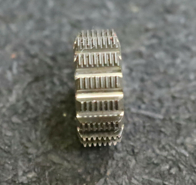 MIKRON Vollstahl-Wälzfräser No. 66833 m= 0,242 Eingriffswinkel 14°30´ ho= 0,53