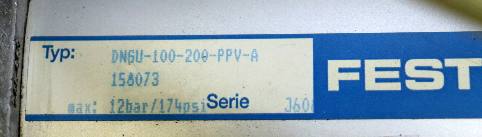 FESTO doppelwirkende Pneumatik-Zylinder DNGU-100-200-PPV-A - Nr.158073 - 12bar
