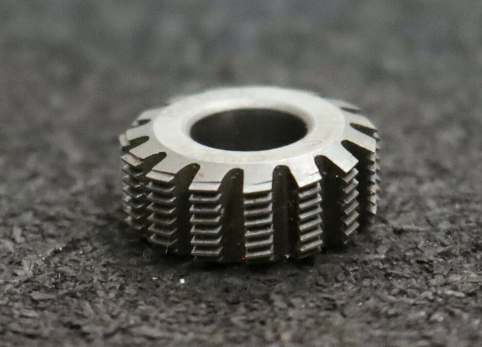 MIKRON Vollstahl-Wälzfräser No. 63986 m= 0,246 ho= 0,55 Abmessungen Ø18x7xØ8mm