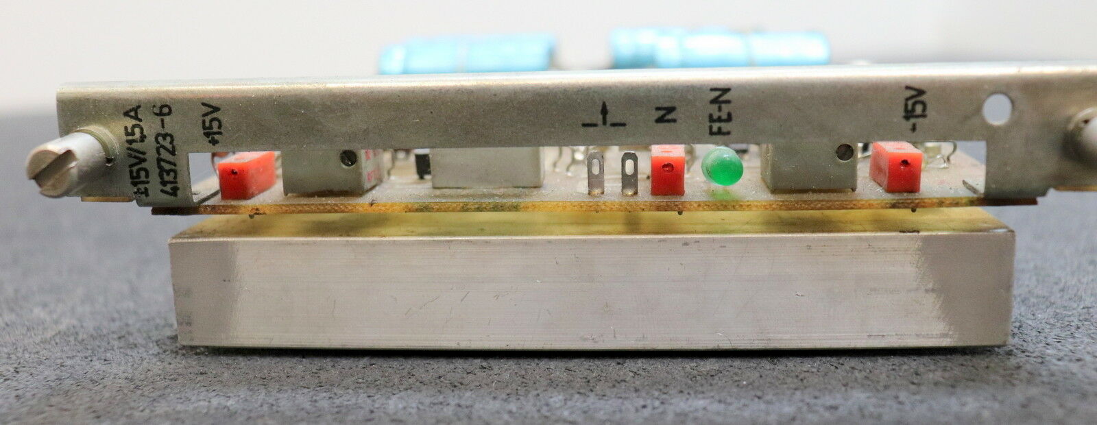 VEM NUMERIK RFT DDR +/-15V/1,5A Platine 413723-6 NKM 4675-9 gebraucht - ok