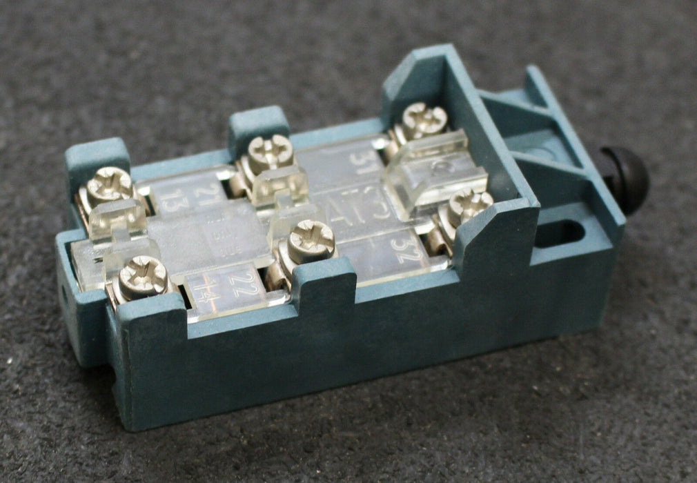 KLOECKNE-MOELLER Klein-Grenztaster AT12-7 AC11 - 220/380VAC - 6/4A Ith=6A - 1Stk